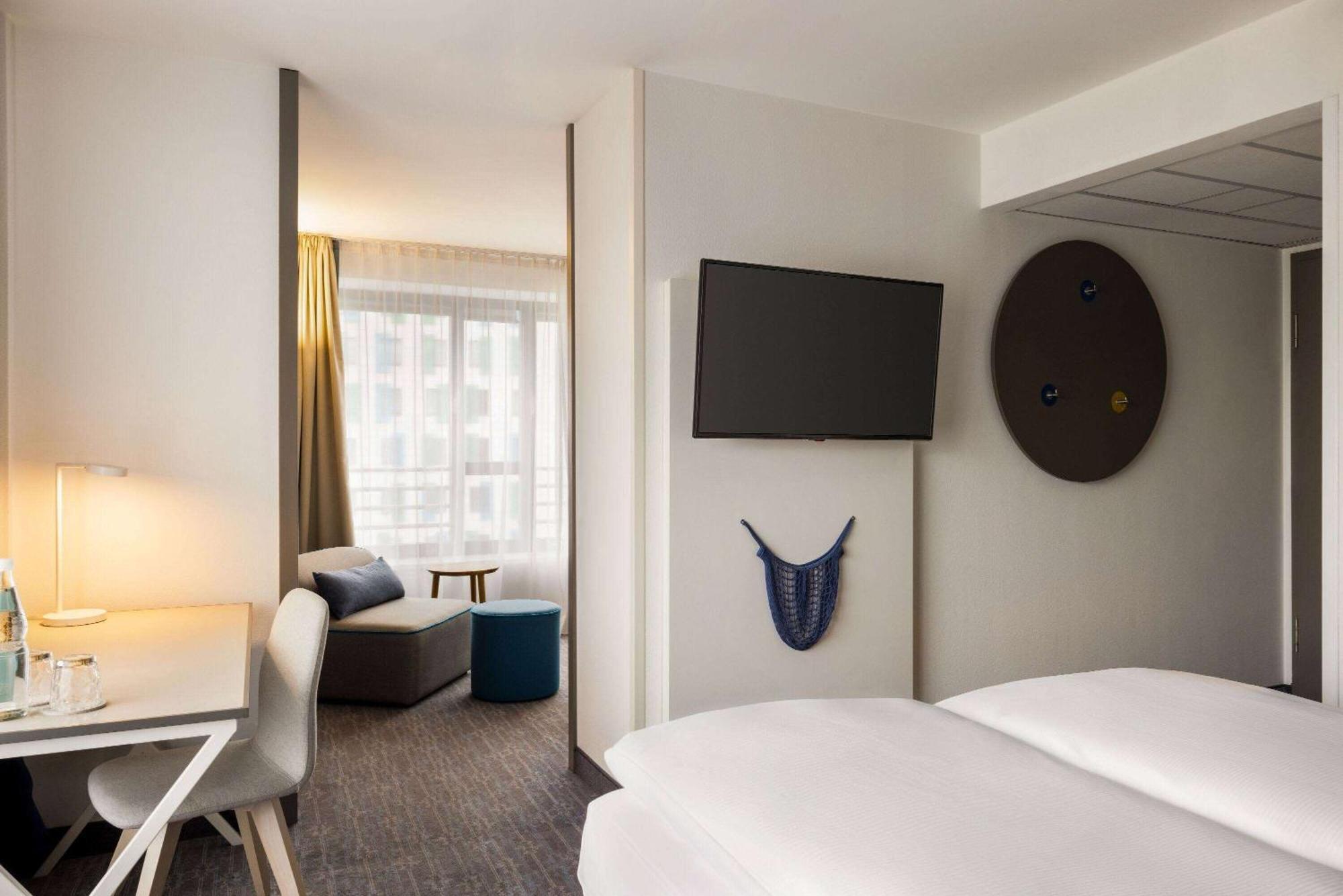 Vienna House Easy By Wyndham Berlin Prenzlauer Berg Hotel Екстериор снимка