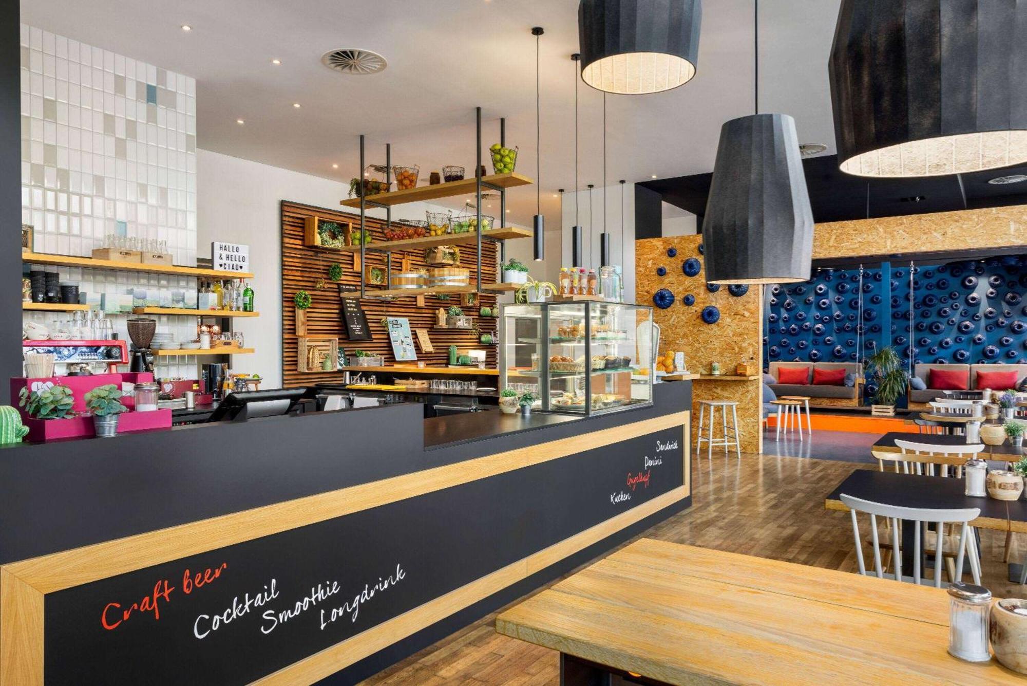 Vienna House Easy By Wyndham Berlin Prenzlauer Berg Hotel Екстериор снимка