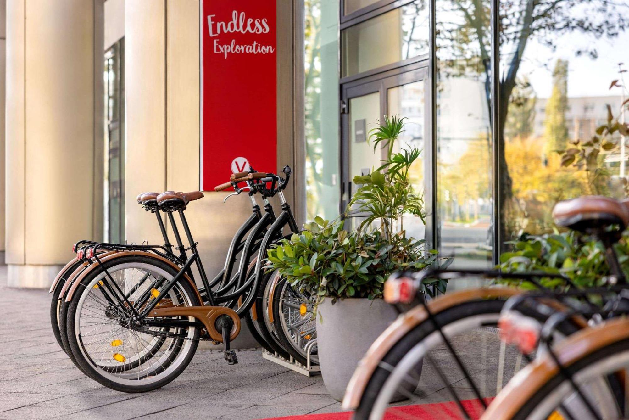 Vienna House Easy By Wyndham Berlin Prenzlauer Berg Hotel Екстериор снимка